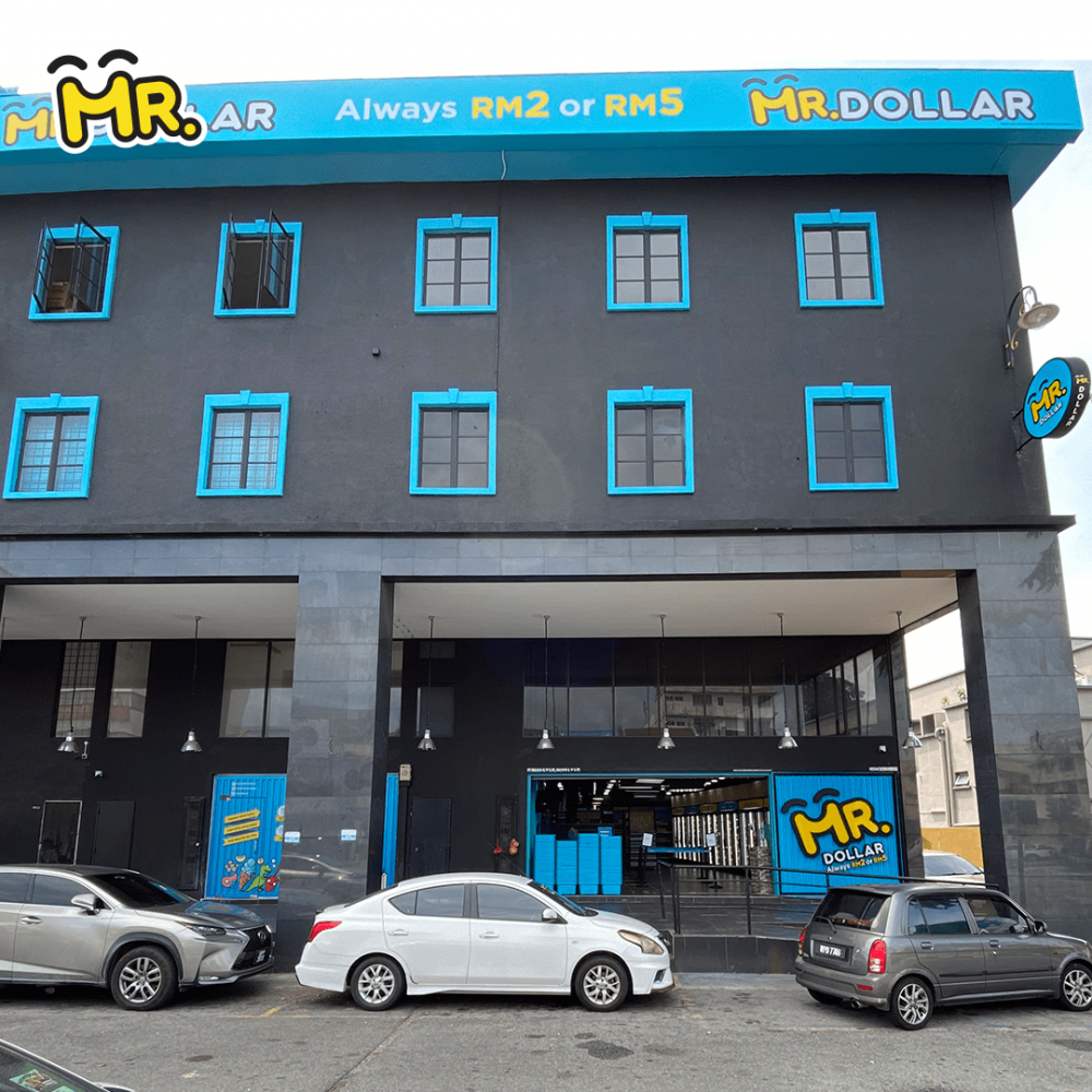 MR.DOLLAR 56th Store Opens with a Bang at Persiaran Raja Muda Musa, Offering Customers Fun Activities, Promotions and More!