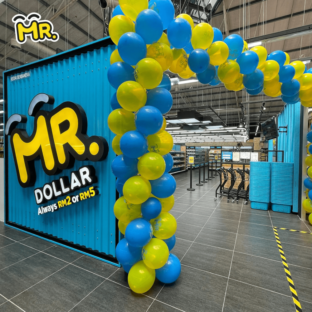 MR.DOLLAR 54th Store Opens with a Bang at Taman Johor Jaya, Offering Customers Fun Activities, Promotions and More!