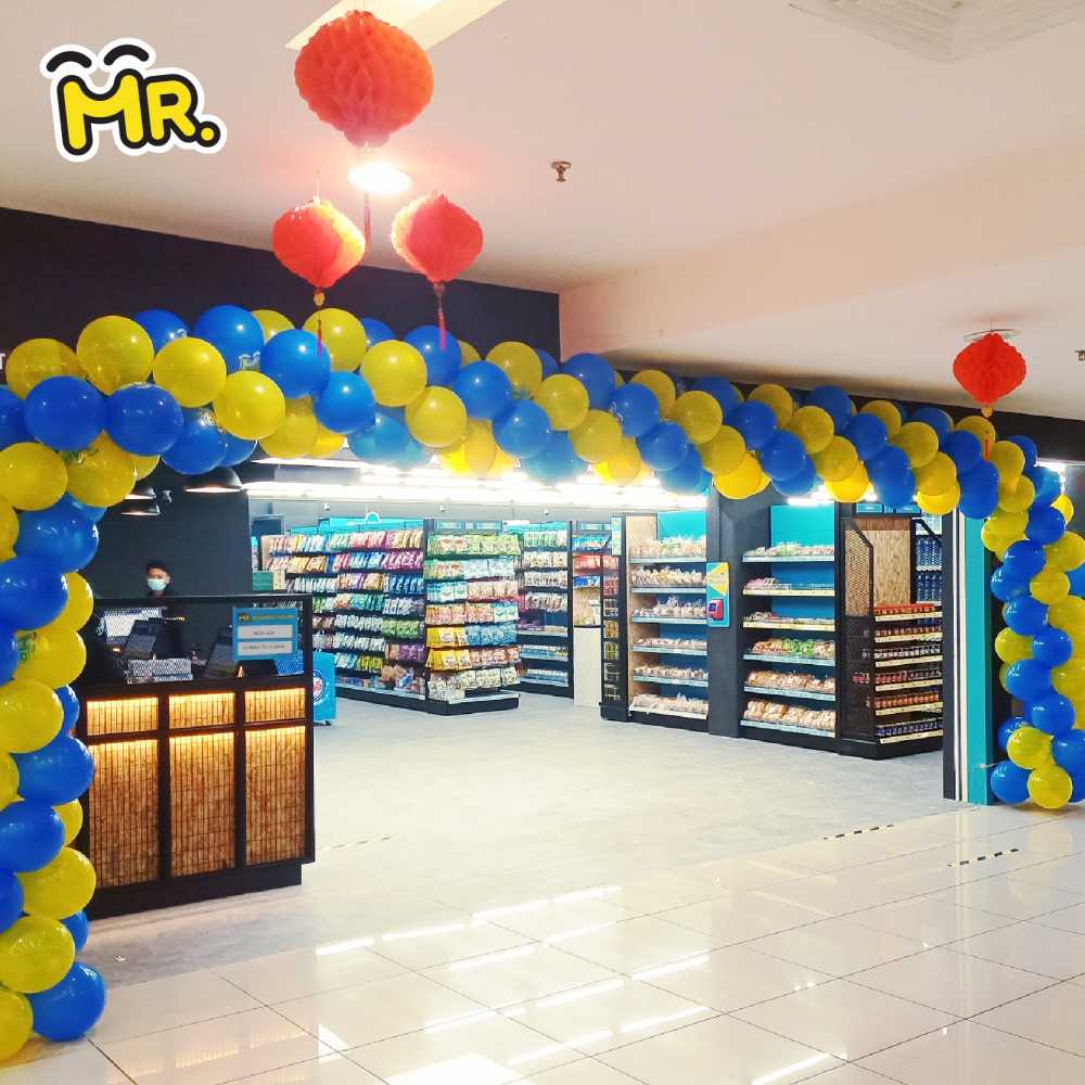 MR.DOLLAR 15th Store Opens with a Bang at Sutera Mall, Johor, Offering Customers Fun Activities, Promotions and More!
