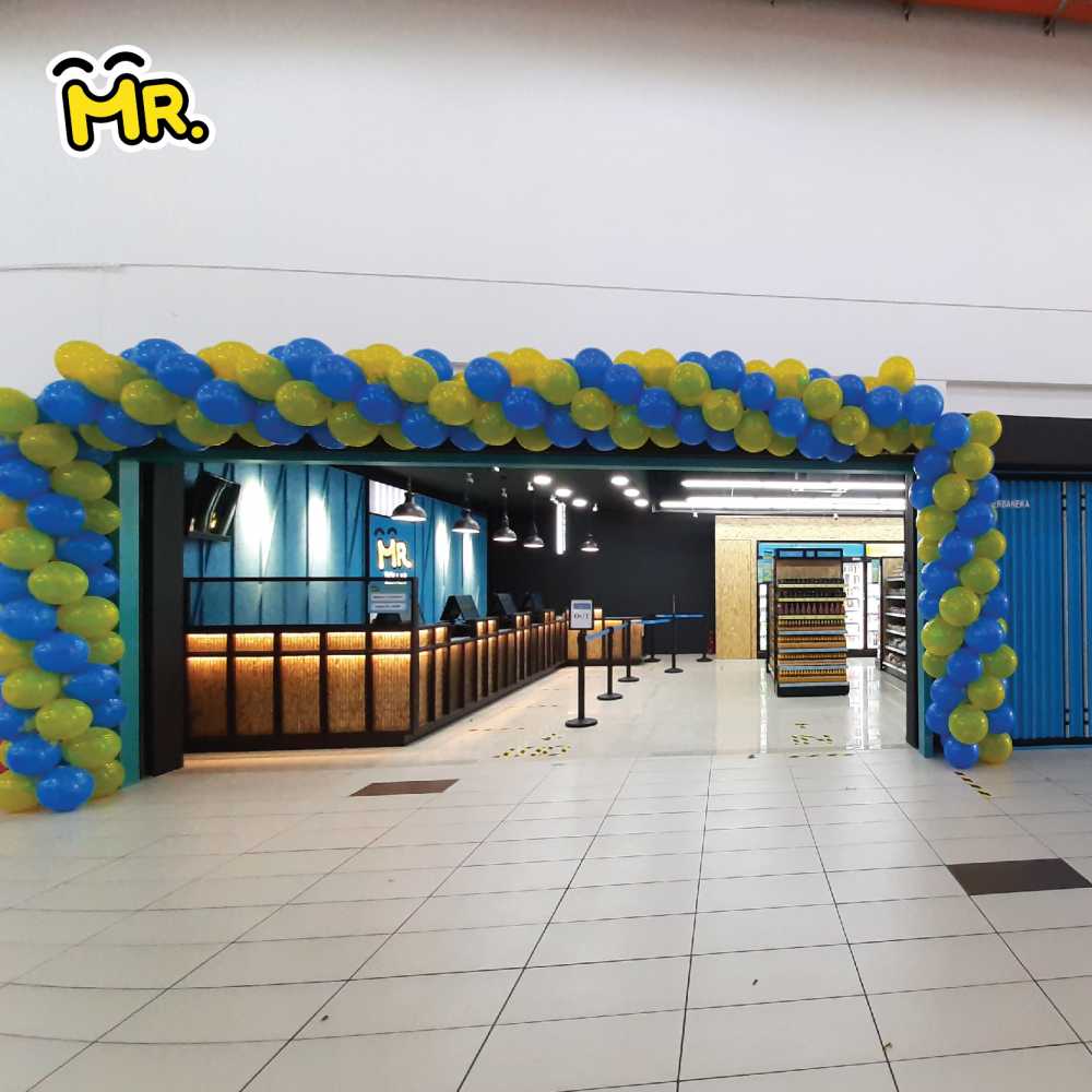 MR.DOLLAR 14th Store Opens with a Bang at KIPMall Tampoi, Offering Customers Fun Activities, Promotions and More!