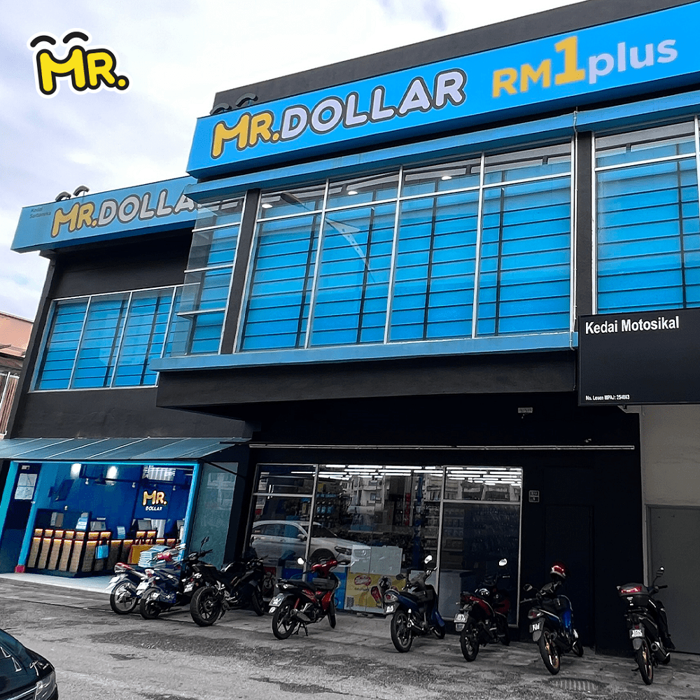 MR.DOLLAR 18th Store Opens with a Bang at Ampang Waterfront, Offering Customers Fun Activities, Promotions and More!