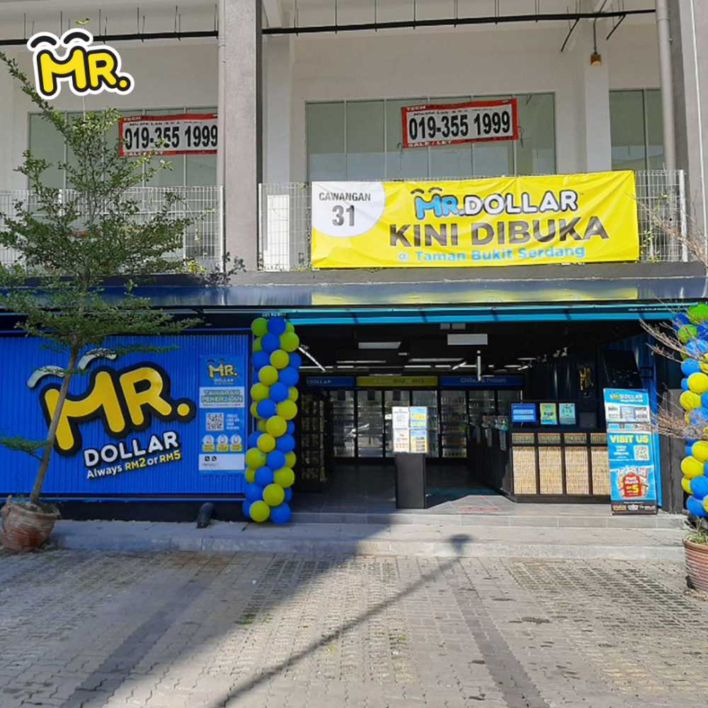 MR.DOLLAR 31st Store Opens with a Bang at Taman Bukit Serdang, Offering Customers Fun Activities, Promotions and More!